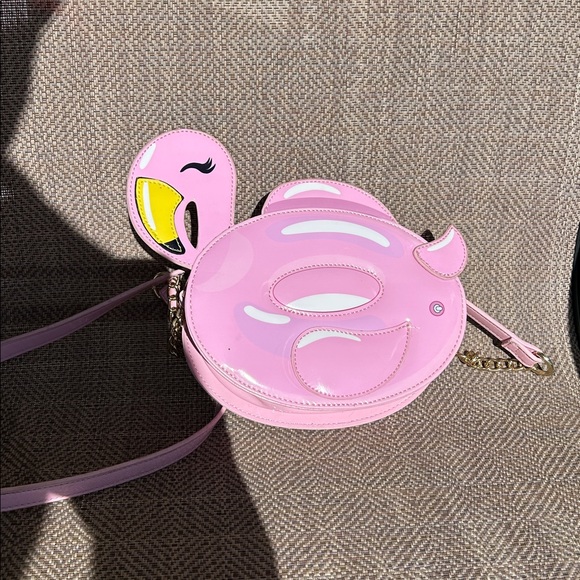 Betsey Johnson Handbags - BETSY JOHNSON Pink Flamingo Crossbody Bag.